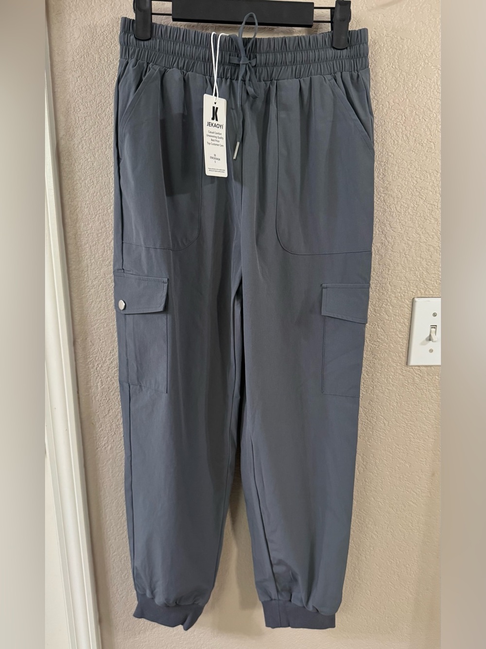 NEW Women's Gray Cargo Jogger Pants